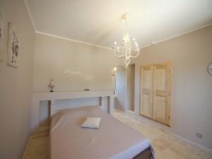 Villas Villa in Provence with Infinity Pool : photos des chambres