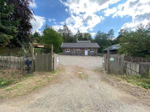 Spacious chalet in Jalhay with jacuzzi