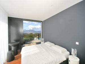 Villas Villa in Albitreccia with Bay Views : photos des chambres