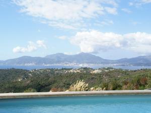 Villas Villa in Albitreccia with Bay Views : photos des chambres