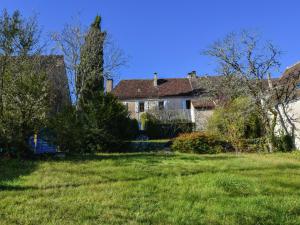 Maisons de vacances Holiday Home in Montfaucon near Dordogne River : photos des chambres