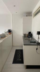 Canal Garden Apartment StayWell Amsterdam