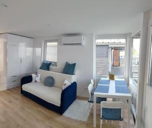 Ezüst Csuka - 3hvězdičkové hotely ve městě Abádszalók