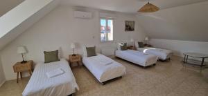 Maisons de vacances Maison 12 personnes au bord de l-Yonne : photos des chambres