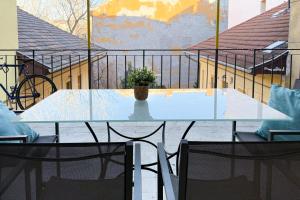 Central Studio - Easy Sleep