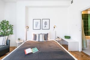 Stylish studio great location