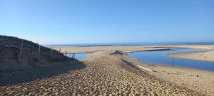 Maisons de vacances Beautiful Duplex House With Terrace and garden : photos des chambres