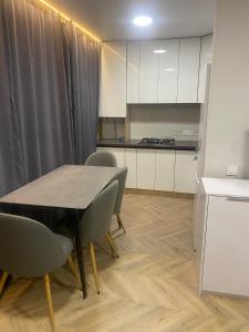 Центр тріо1