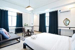 XX The Character Yaowarat Mrt Wat Mangkon Station - เดอะคาแรคเตอร์ เยาวราช สถานีวัดมังกร