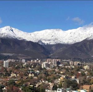 Apartment 2 bedrooms with a view of the mountain range and air conditioning