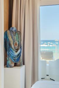 Hybrid Icon Rooms Gallery