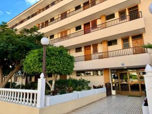 Topfloor 2 bedrooms frontline