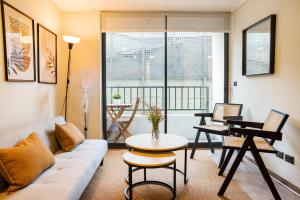 Romantic Retreat Centro Apt w Terrace