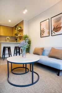 Romantic Retreat Centro Apt w Terrace