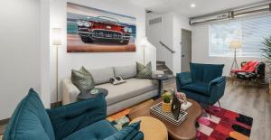 The Pilot Haus Luxe 2BR, Rooftop Deck & Garage