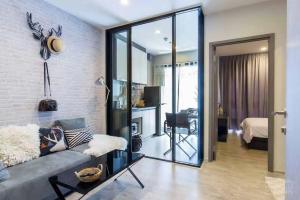 芭提雅The Base单卧室套房超大无边泳池 海滩300米 周边商场夜市