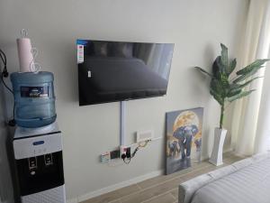 Haven Studio Apartment Near JKI & SGR With Swimming pool & Gym