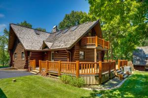 Family Home with Indoor Pool about 2 Mi to Elkhart Lake!