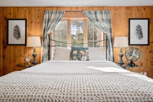 Mountain Retreat Scenic Views, Hot Tub, Fireplace