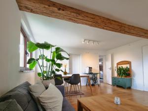 Naturblick Apartment - Modernes 3-Zimmer mit Privatparkplatz