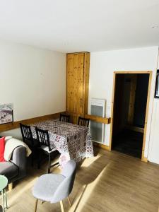 Appartements Residence La Maison D-angeline - 3 pieces mezzanine 6 personnes expose sud MAE-0753 : photos des chambres