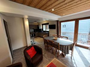 Résidence Magnin Sports - 4 pièces 8 personnes exposé Sud-Ouest MAE-2663