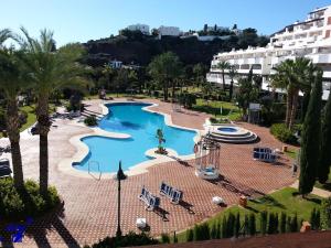 Ground floor apt with terrace in front of the pool