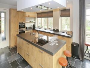 Holiday Home with bubble bath in Noordwijk