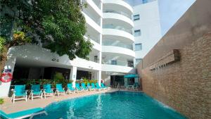 Hotel Portobelo Plaza las Ámericas - 4hvězdičkové hotely ve městě San Andrés