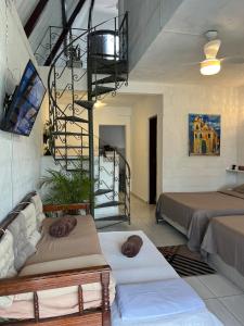 Casa estilo chale dúplex 3 quartos a apenas 1 quadra da praia