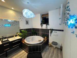 Appartements Luxury trip to Alice-s Country : photos des chambres