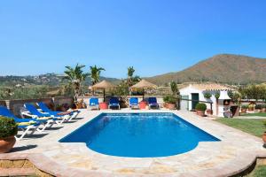 Villa Algazara by Villa Plus