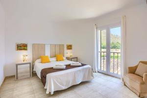 Villa Illa Petita by Villa Plus