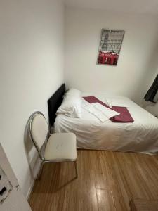 Stylish Room With Shared Bathroom, London Stay, 3 Min to Tube, East London