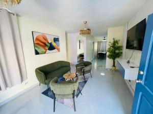 Luxury apartment near Jumbo