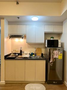 Abreeza Place Tower 1 27th Floor, Wi-Fi 50mbps and Kitchen