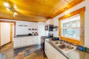 The Chalet at Kings Beach Unit 8