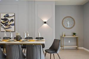 Windsor Island 10BR Waterpark free