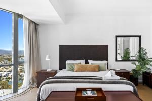 Spa Suite at Legends Surfers Paradise - Q Stay