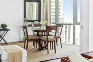 Spa Suite at Legends Surfers Paradise - Q Stay