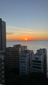 Studio Alive - Charme e Vista Mar na Vitória