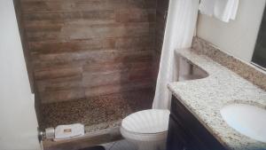 Furnished 3 bed, 3 bath condo on Orange Beach, Beach side