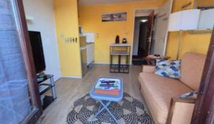 Appartement à 50 m de la plage avec WIFI