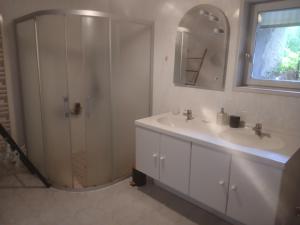 B&B / Chambres d'hotes Lorette : photos des chambres