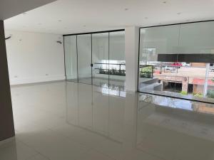 BEAUTIFUL MONOAMBIENTE cENTRAL AREA IN SANTA CRUZ DE LA SIERRA