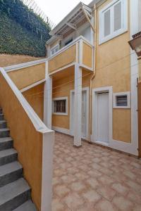 Sobrado top 300m2 house in Jardins 3 suites