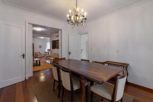 Sobrado top 300m2 house in Jardins 3 suites