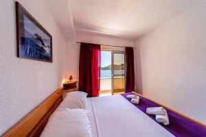 Apartments by the sea Pasadur, Lastovo - 8391