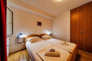 Apartments by the sea Pasadur, Lastovo - 8391