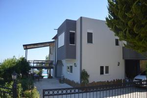 Detached Villa Luxurious and Peaceful Vacation Getaway